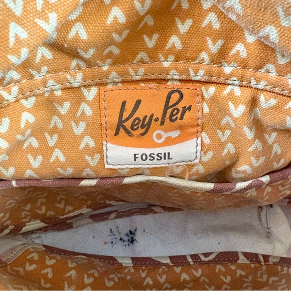 Fossil Vintage Key-Per Crossbody Hobo Canvas Bag, Orange & Yellow Floral Design - Picture 4 of 12